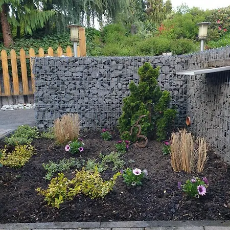 Fewo-elzerhof * 멘디흐